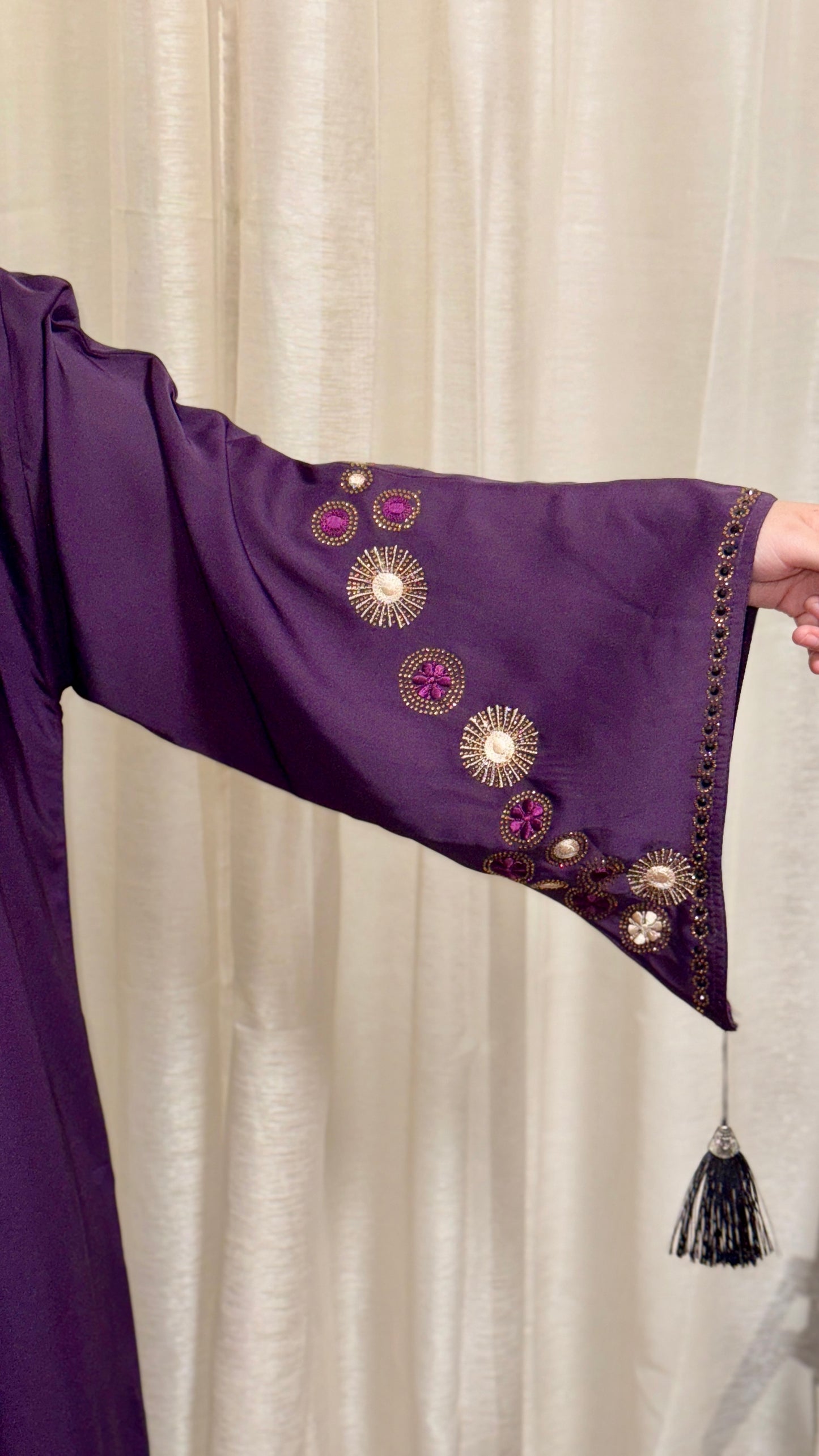 Open Abaya with flare sleeves (V-neck)