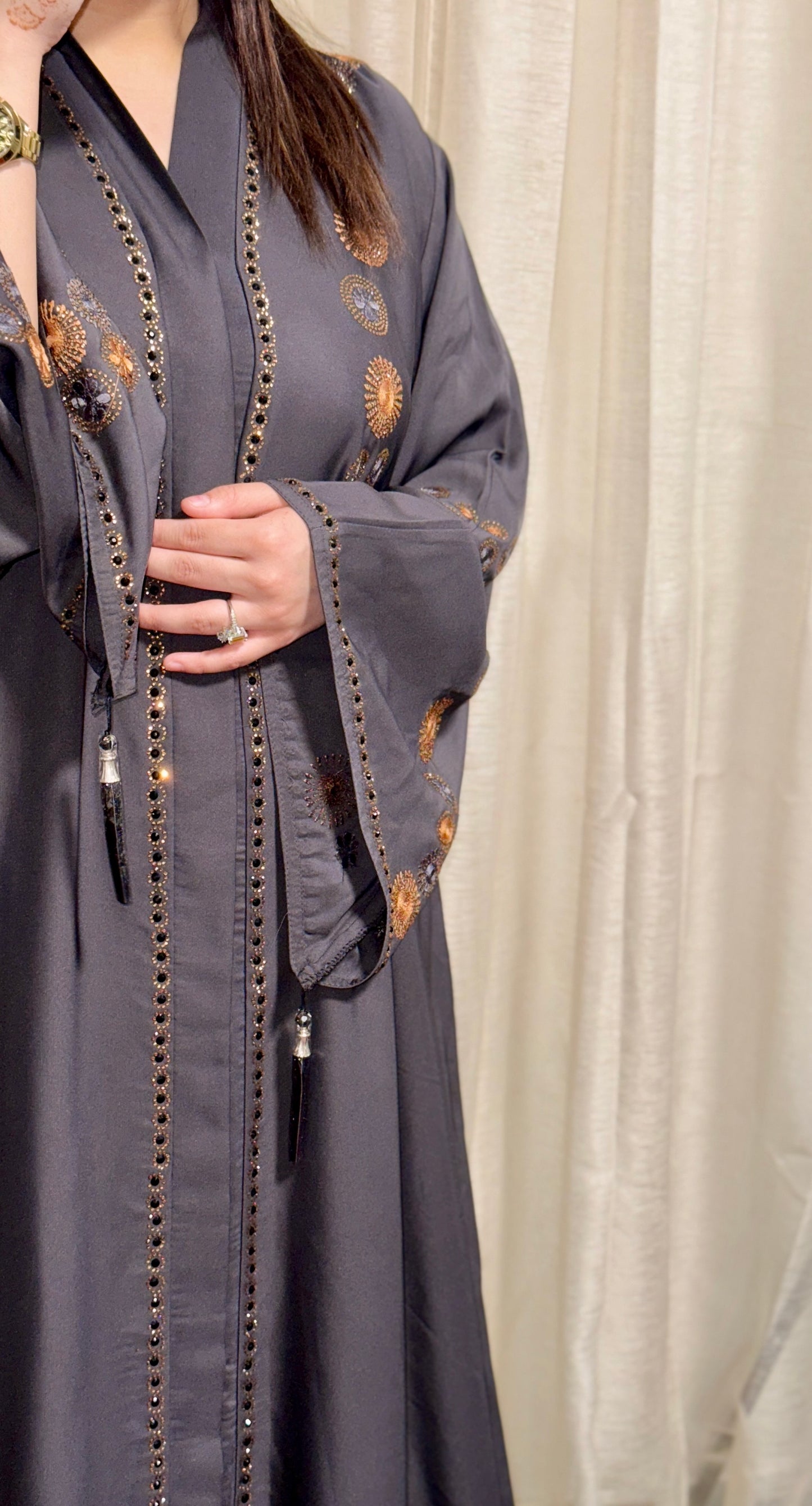 Open Abaya with flare sleeves (V-neck)